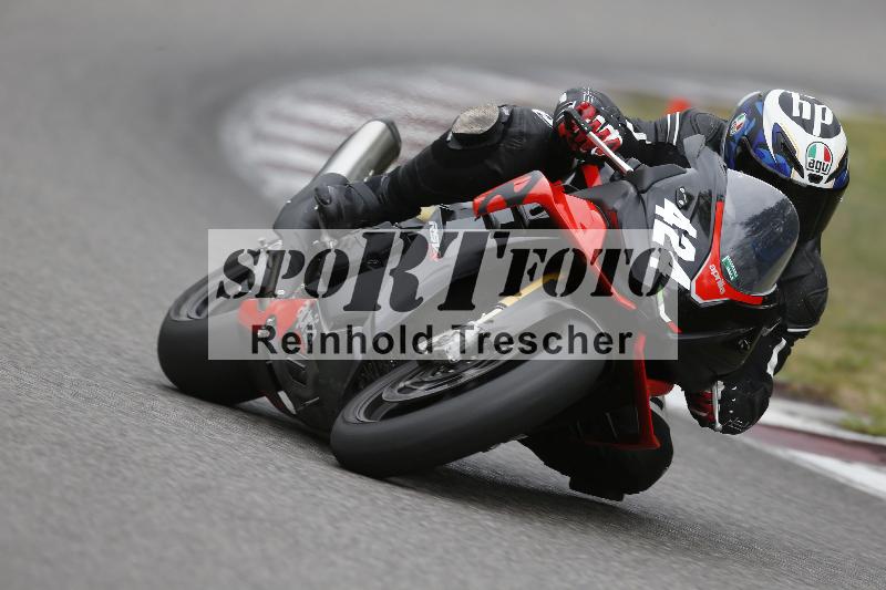 /37 09.08.2026  Pluess Motosport ADR/Freies Fahren/424